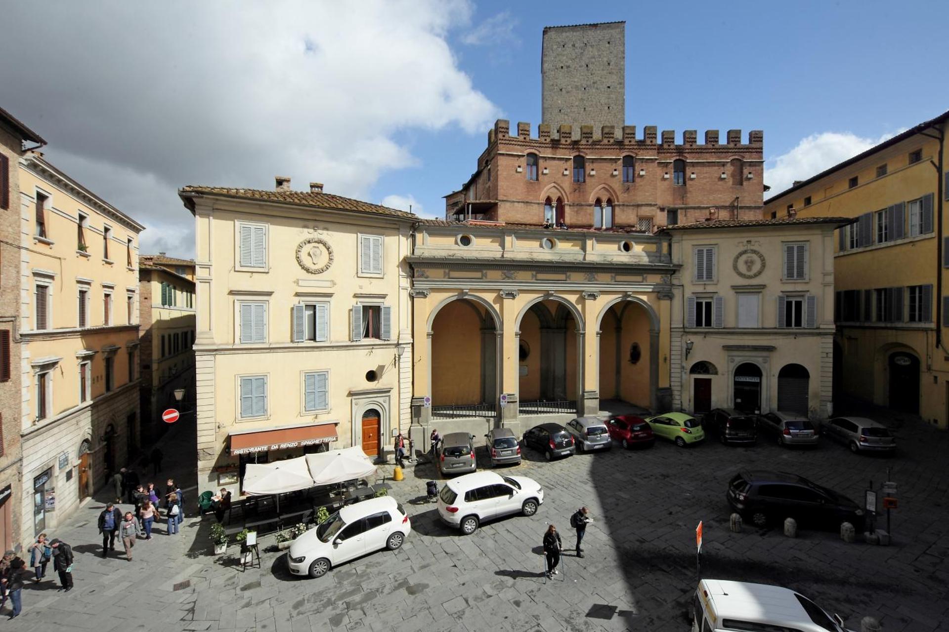 Hotel La Perla - Photo 3