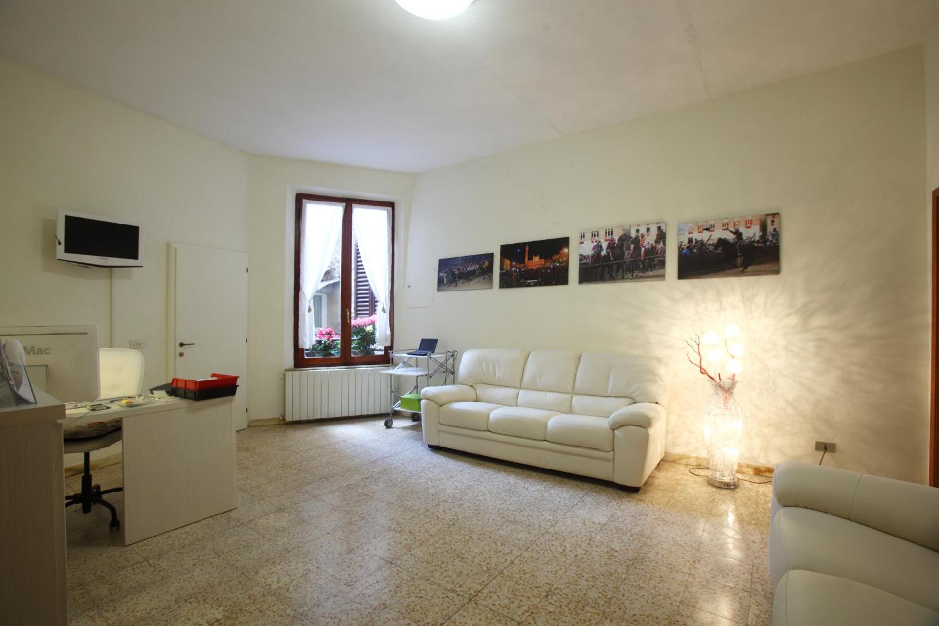Hotel La Perla - Photo 6