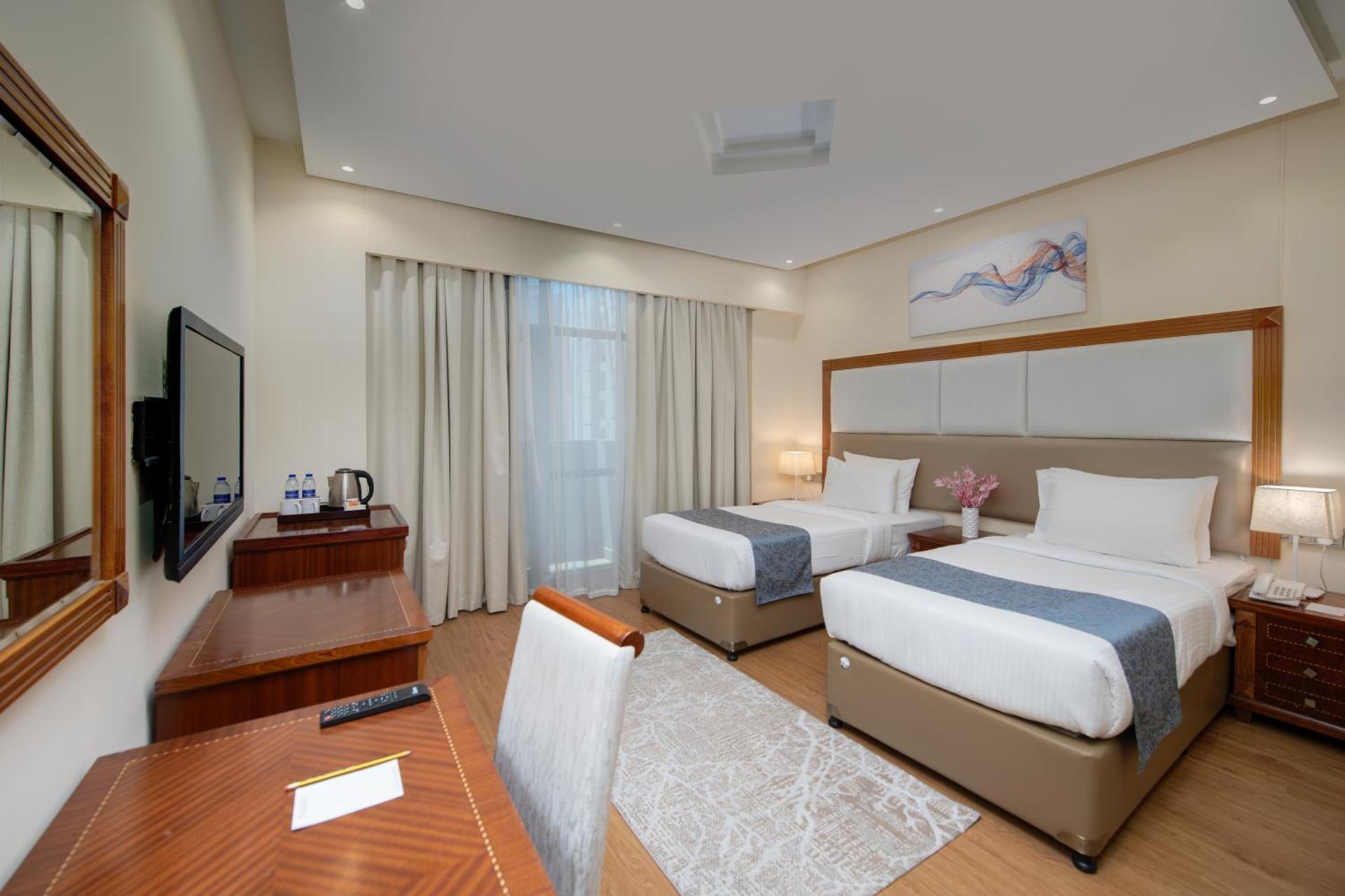 Vendome Plaza Hotel - Photo 11