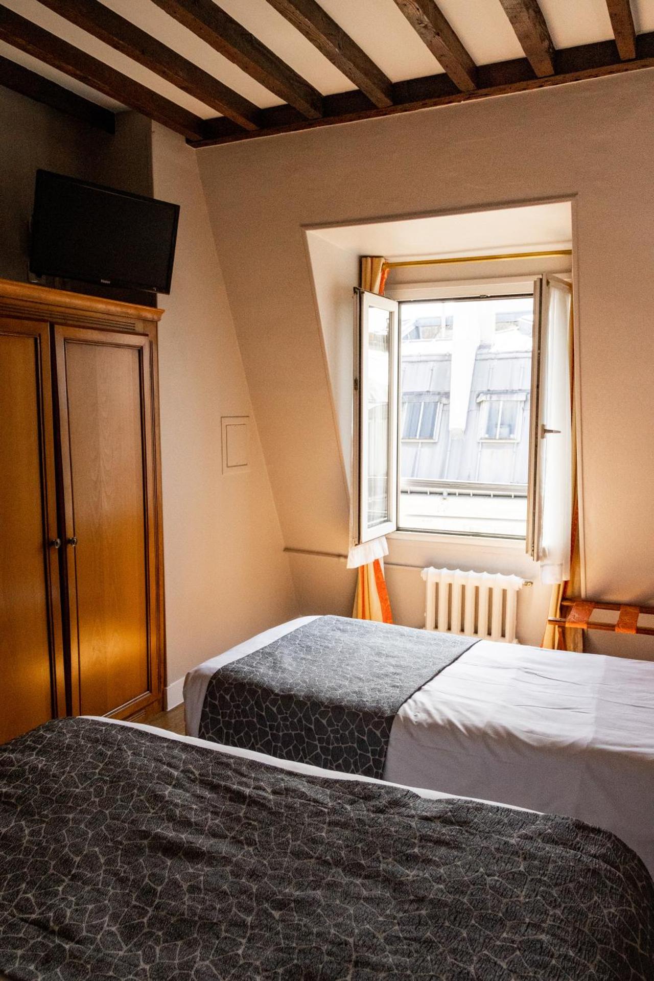 New Hôtel Gare Du Nord - Photo 21