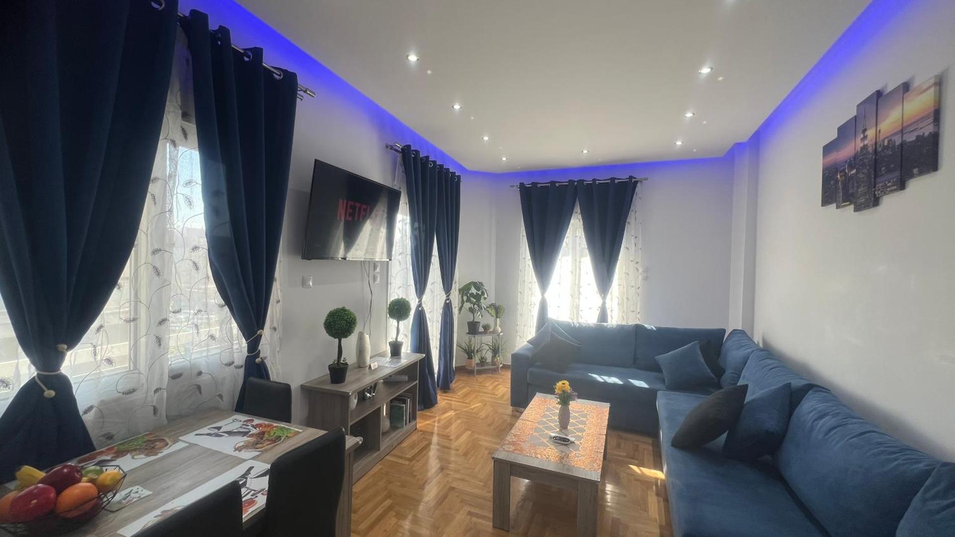 Four Seasons Apartment - Photo 28