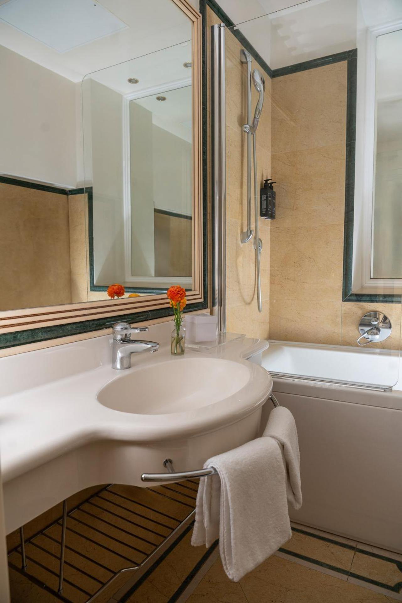 Doria Park Hotel - Photo 41