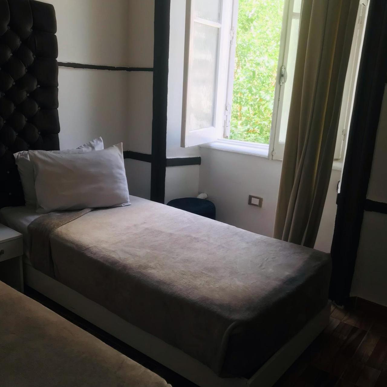 Hotel velvet One - Photo 30