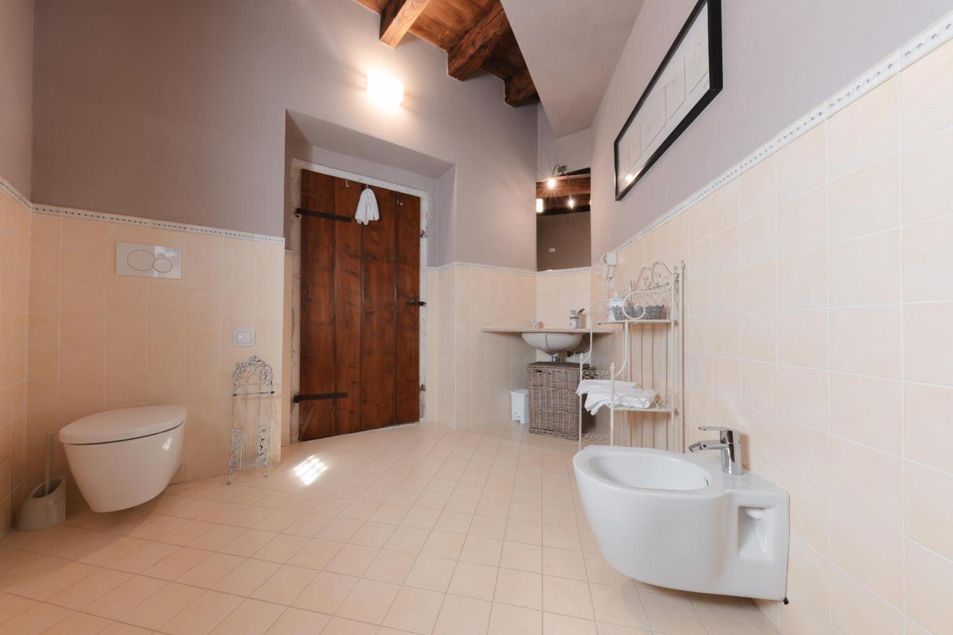 Corte Castello - Photo 17