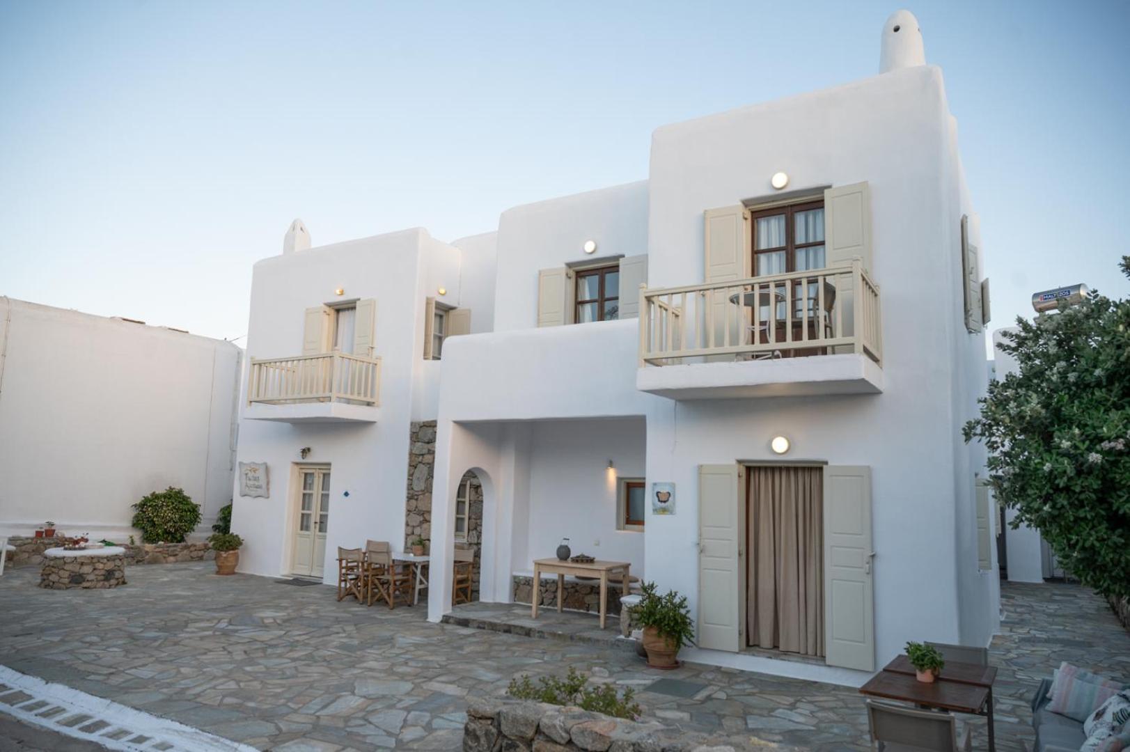 Twins Apartments By Mina