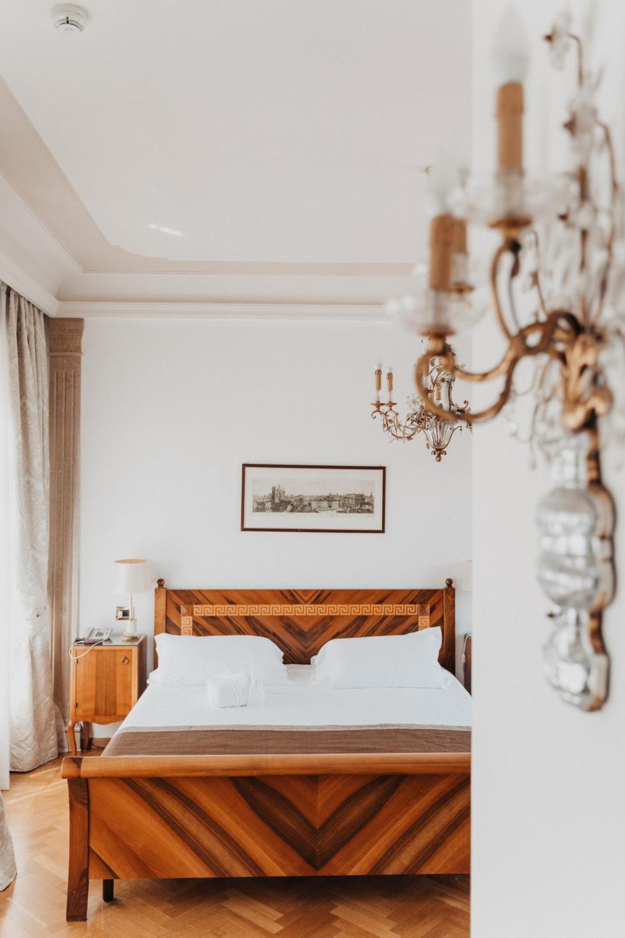 Hotel Vittoria - Photo 56