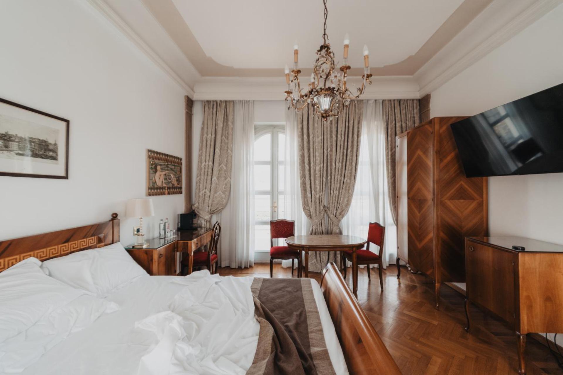 Hotel Vittoria - Photo 52