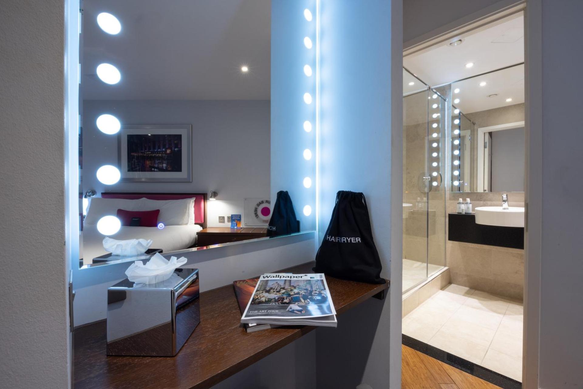 Bermondsey Square Hotel - A Bespoke Hotel - Photo 11
