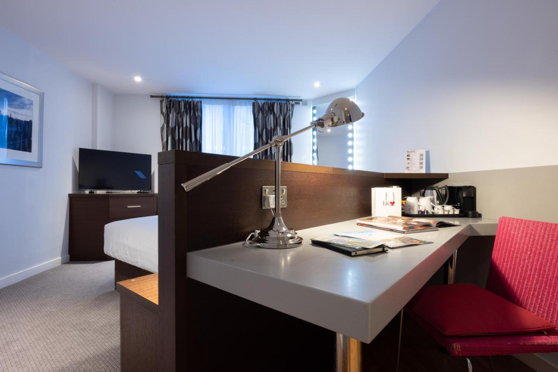 Bermondsey Square Hotel - A Bespoke Hotel - Photo 37
