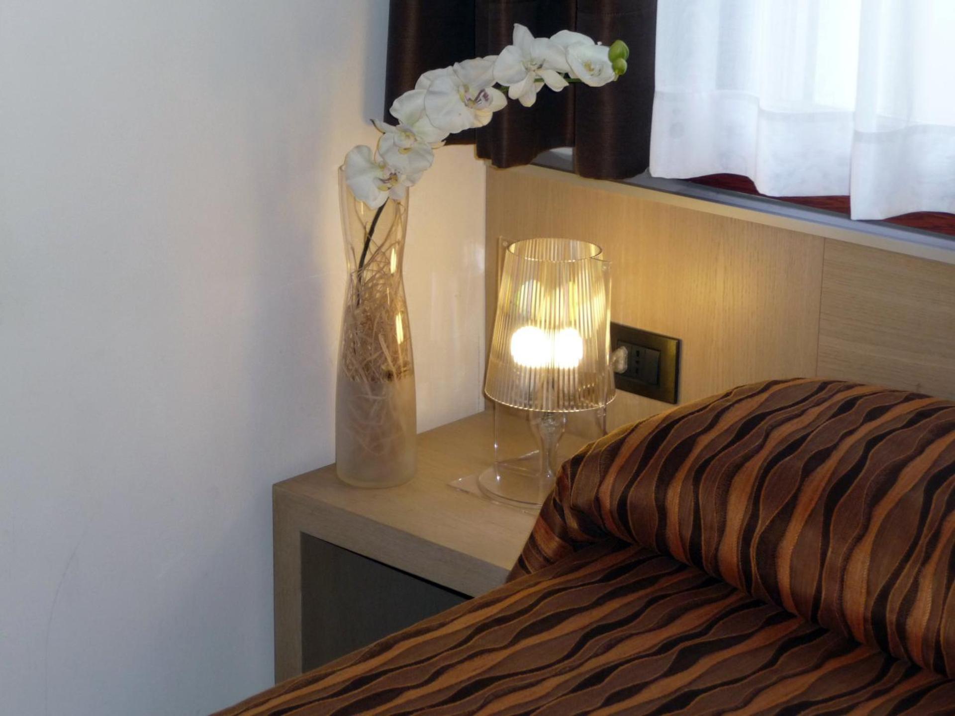 Hotel Paris - Photo 26