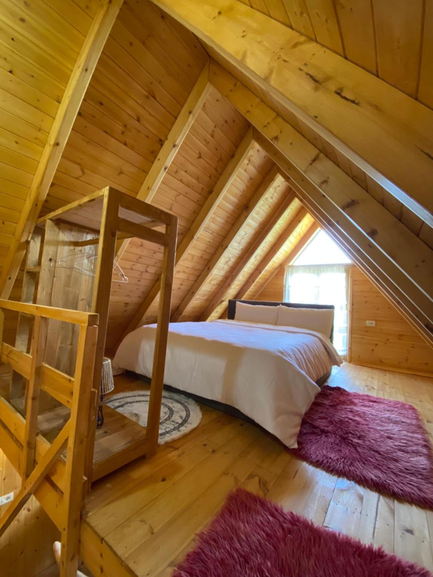 Berat Wooden Villas with Private Pool - Photo 10