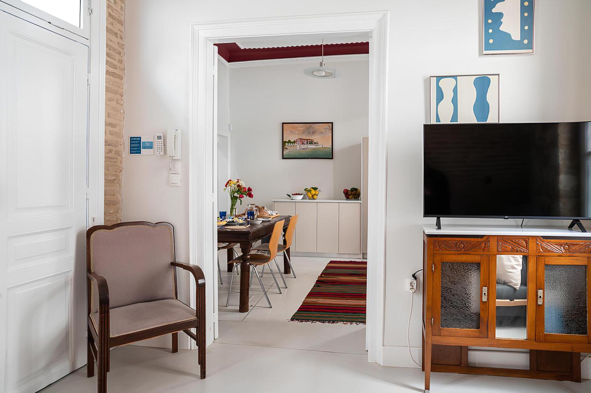 Athenian Cypress House - Photo 7