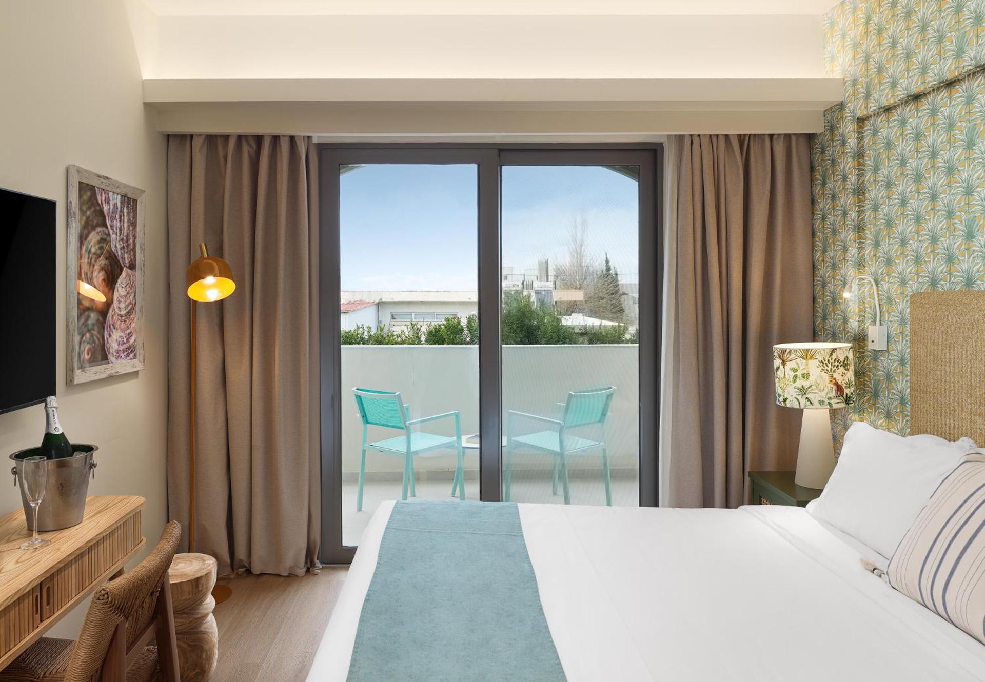 Deluxe Double or Twin Room with Garden View