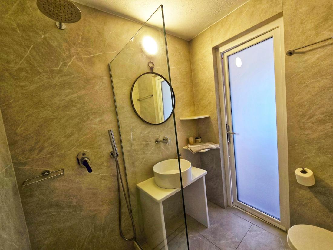 Twins Apartments By Mina - Photo 27