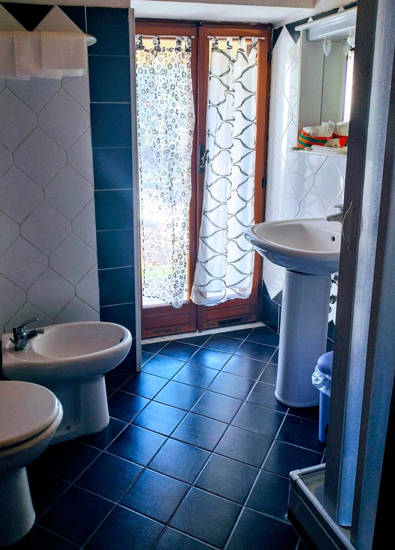 Twin Room with Bathroom