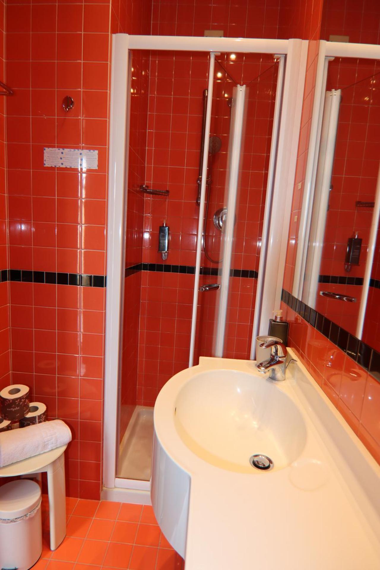 Hotel Derby - Photo 32