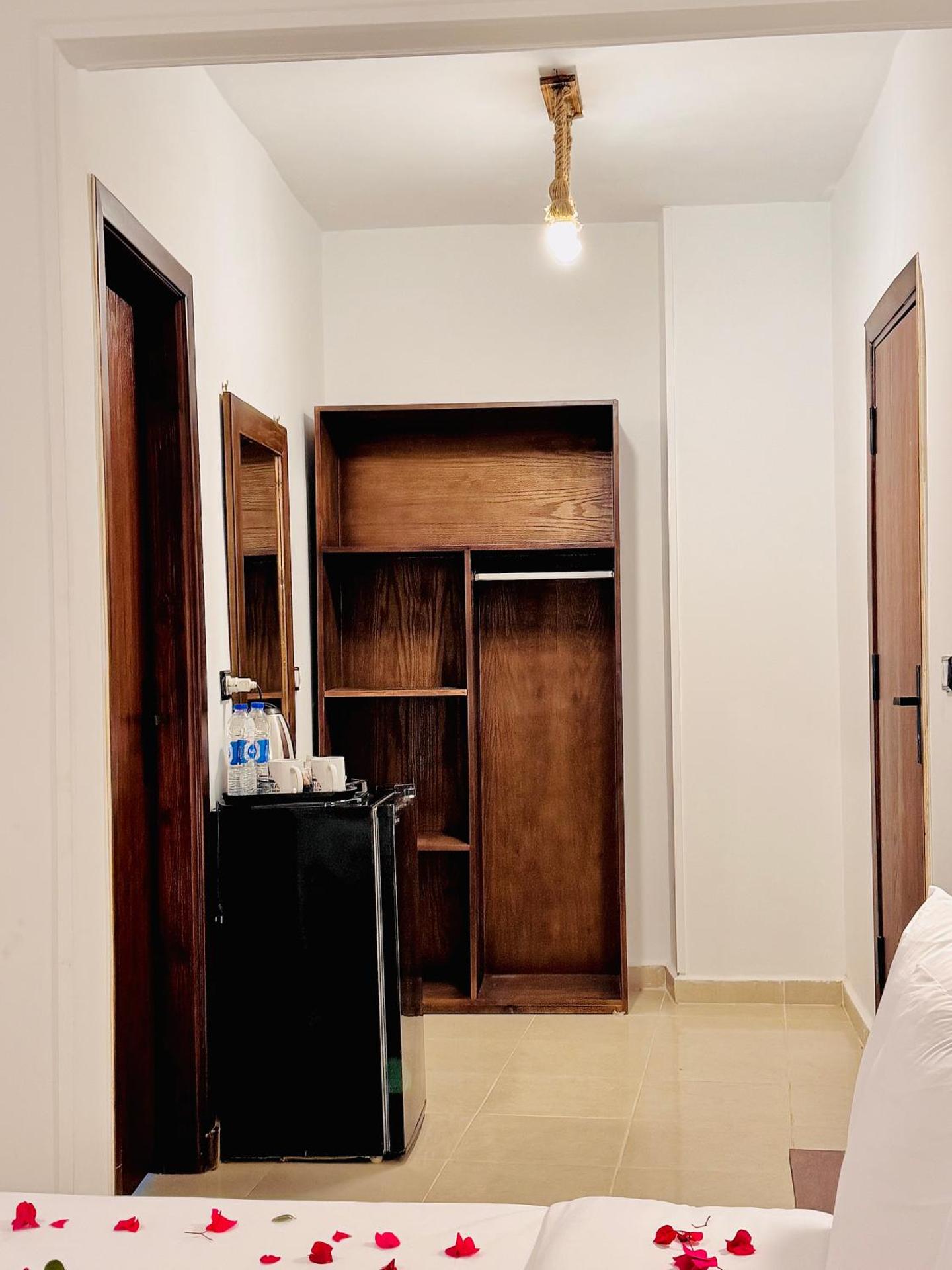 Classic Triple Room - Photo 4