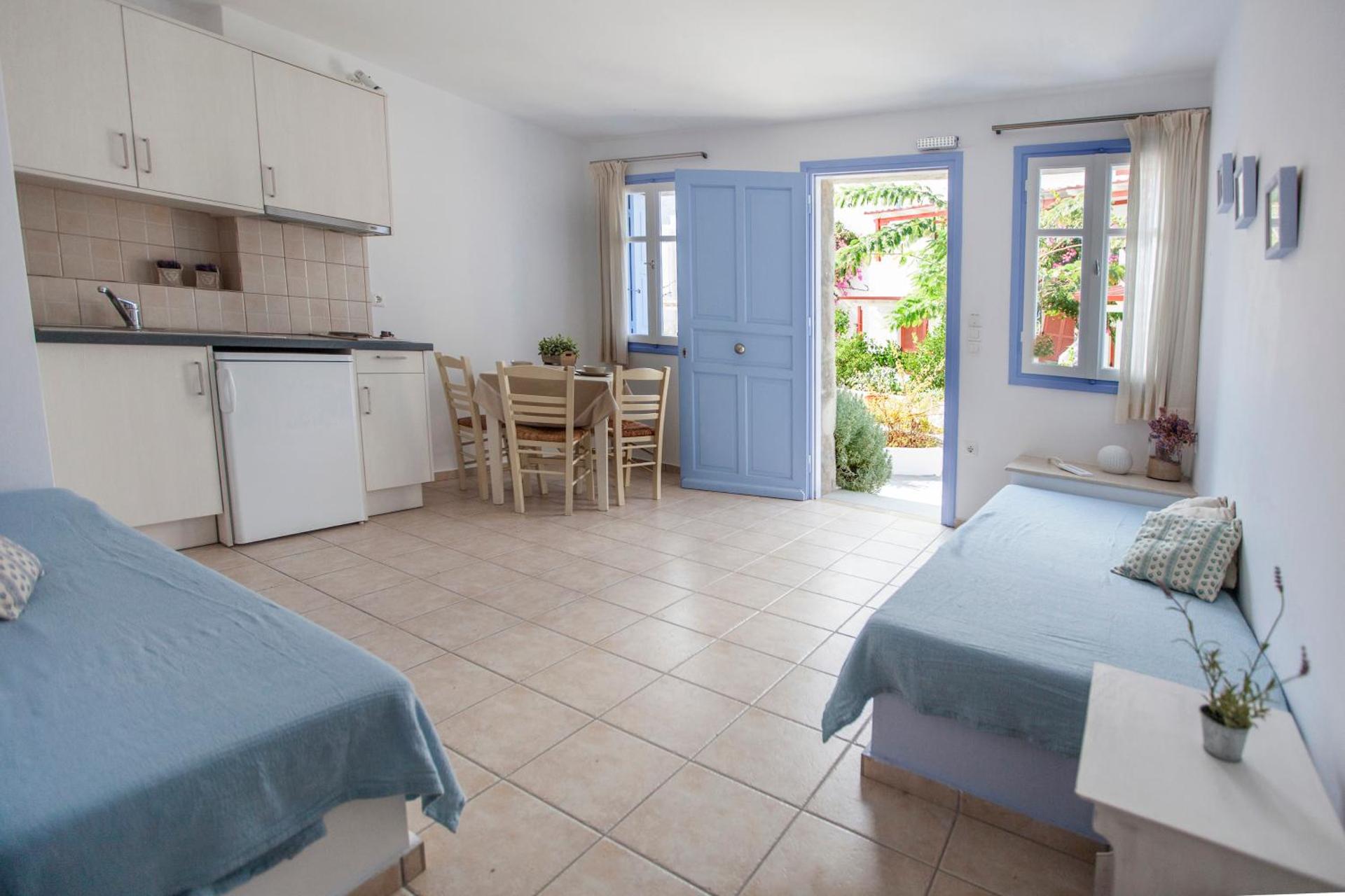 Astarti Apartments - Photo 6