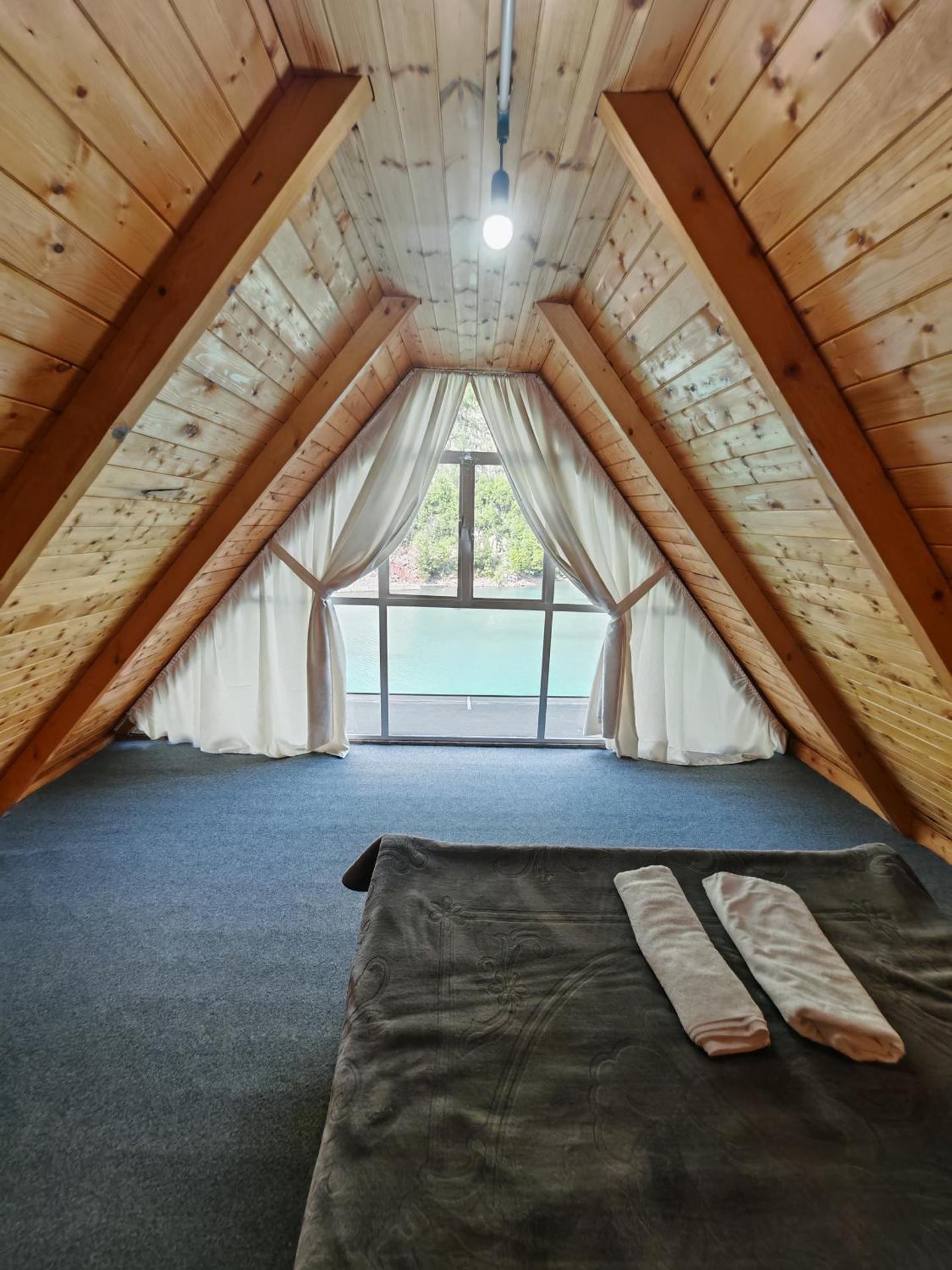 Riverside Komani Lake - Photo 62