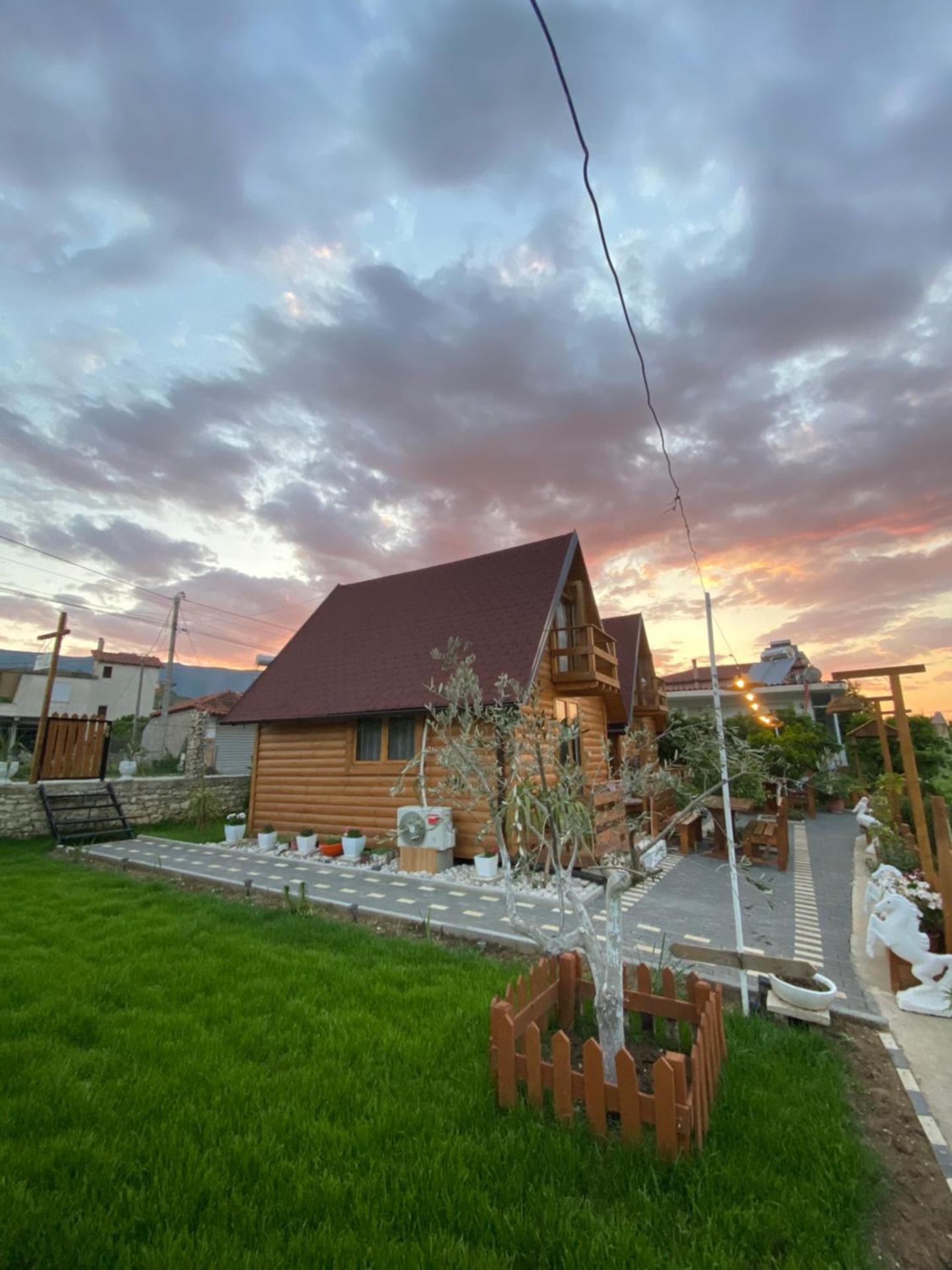 Berat Wooden Villas with Private Pool - Photo 19