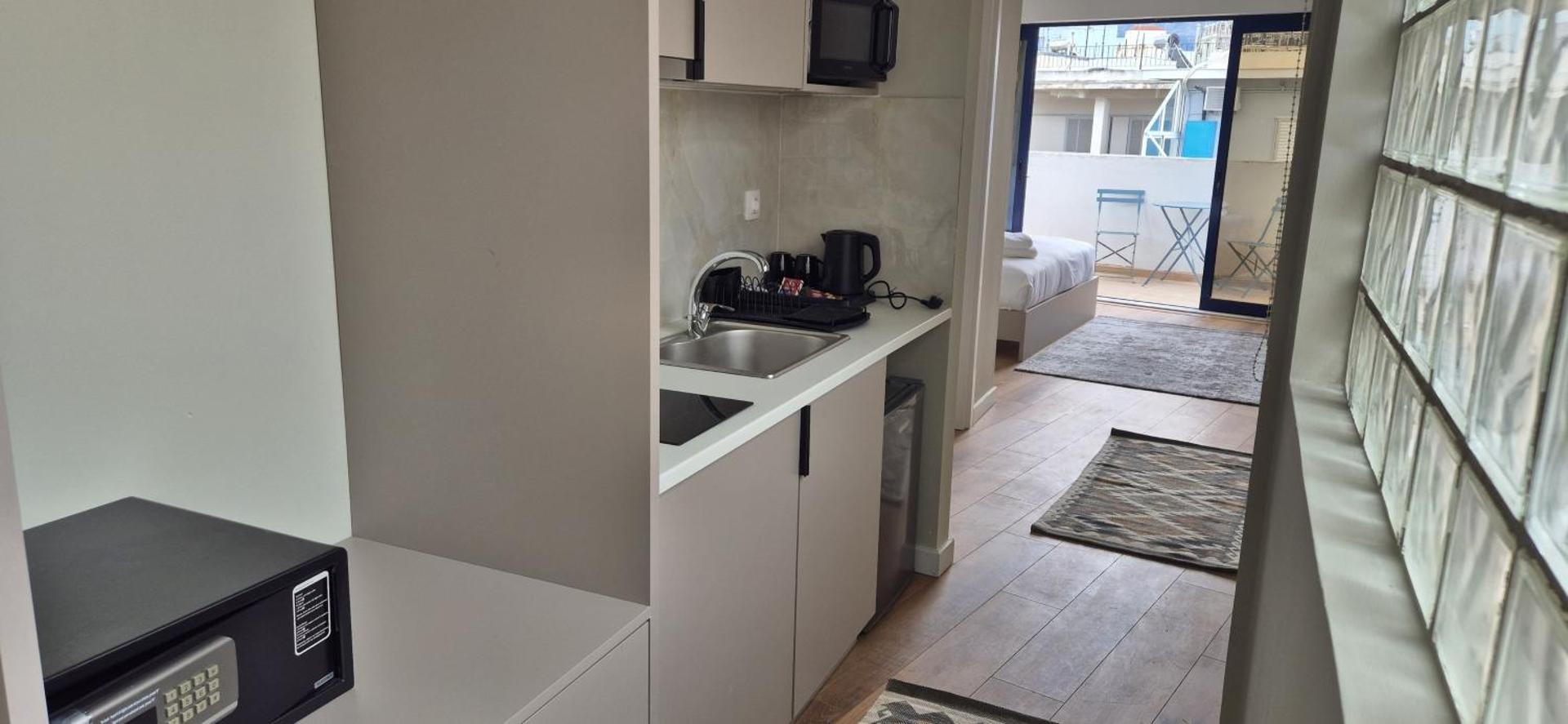 Figleaf Kypseli - Photo 83