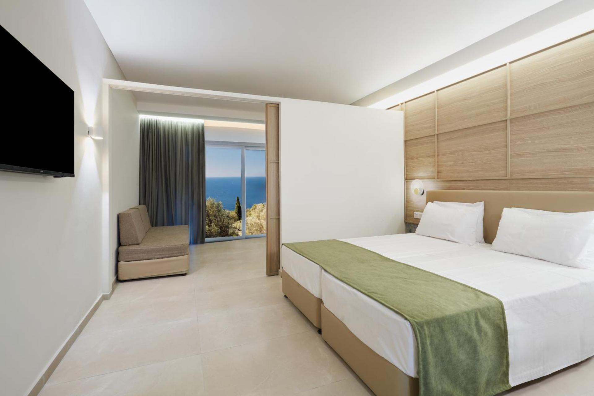 Family Room with Sea View