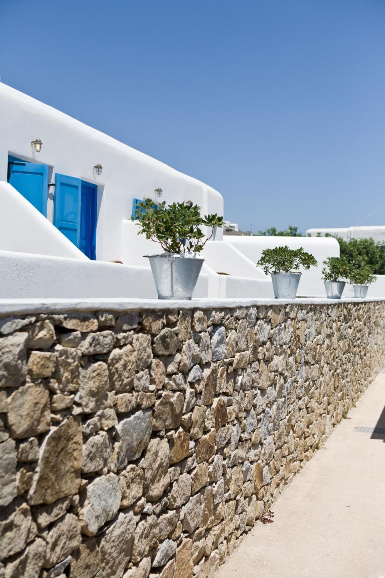 Yiannaki Hotel - Photo 20