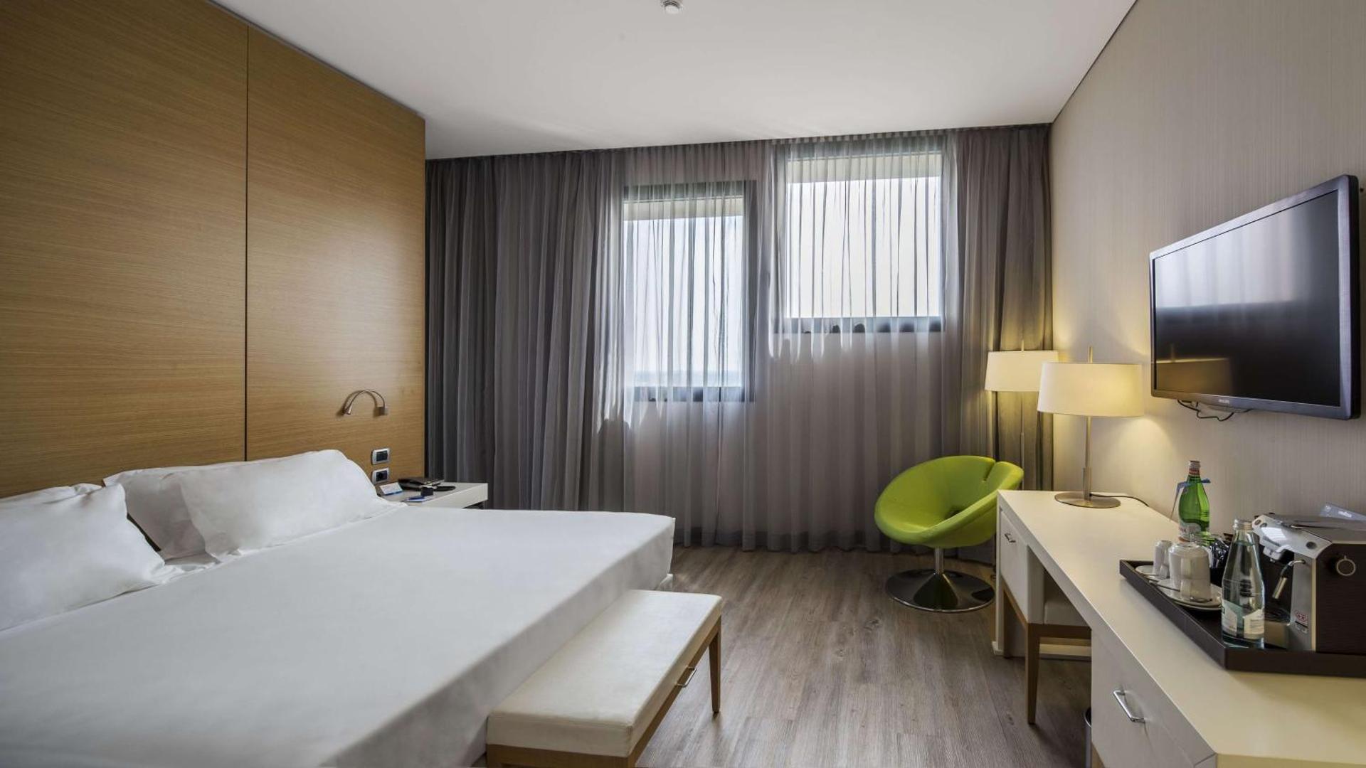 NH Milano Fiera - Photo 3