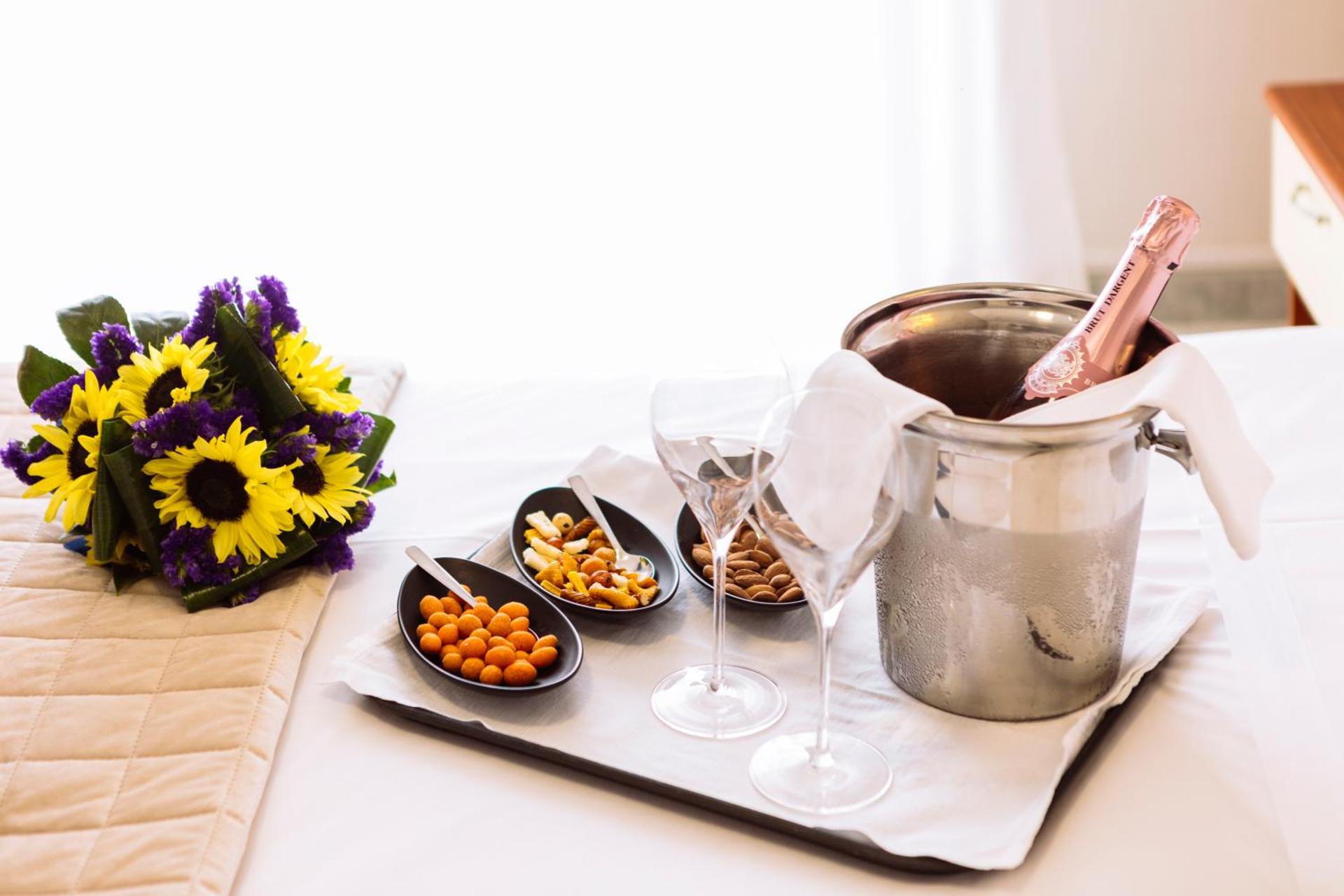 Hotel Leon - Ristorante Al Cavallino Rosso - Photo 71