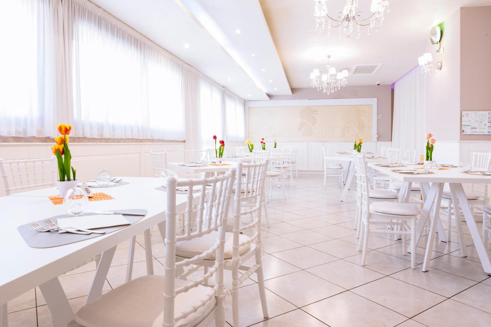 Hotel Leon - Ristorante Al Cavallino Rosso - Photo 72