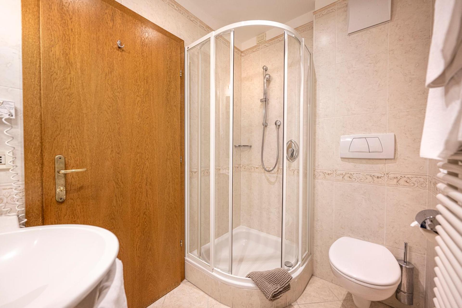 Hotel Touring Dolomites - Photo 60