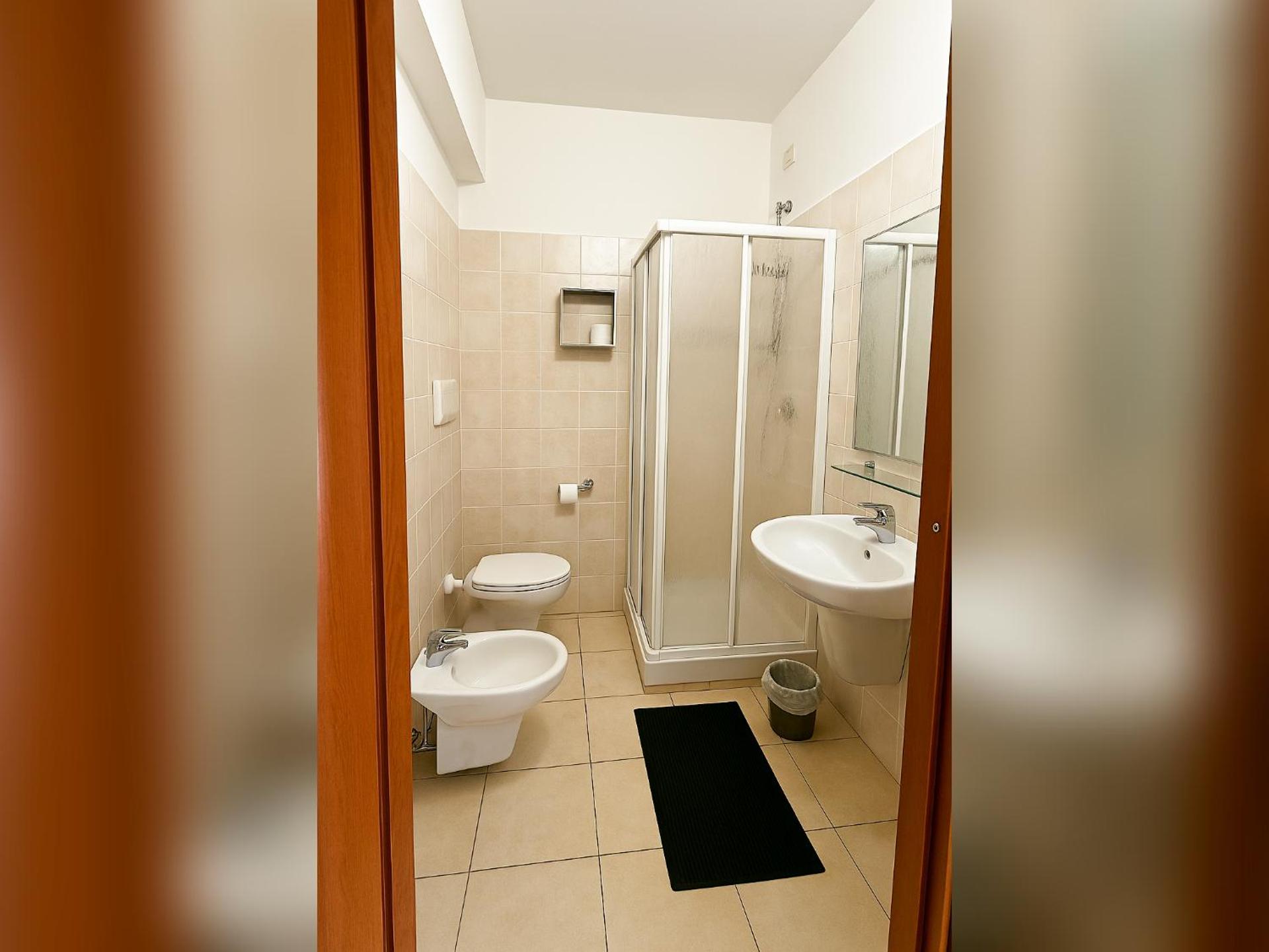 La Solaria Hotel - Photo 36