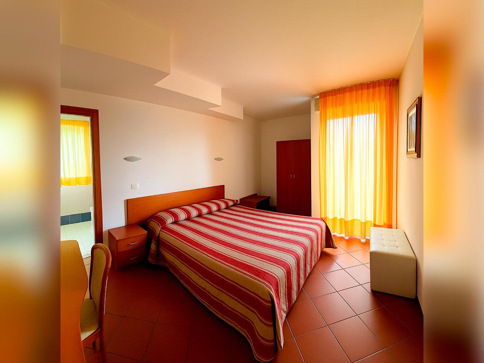 La Solaria Hotel - Photo 38