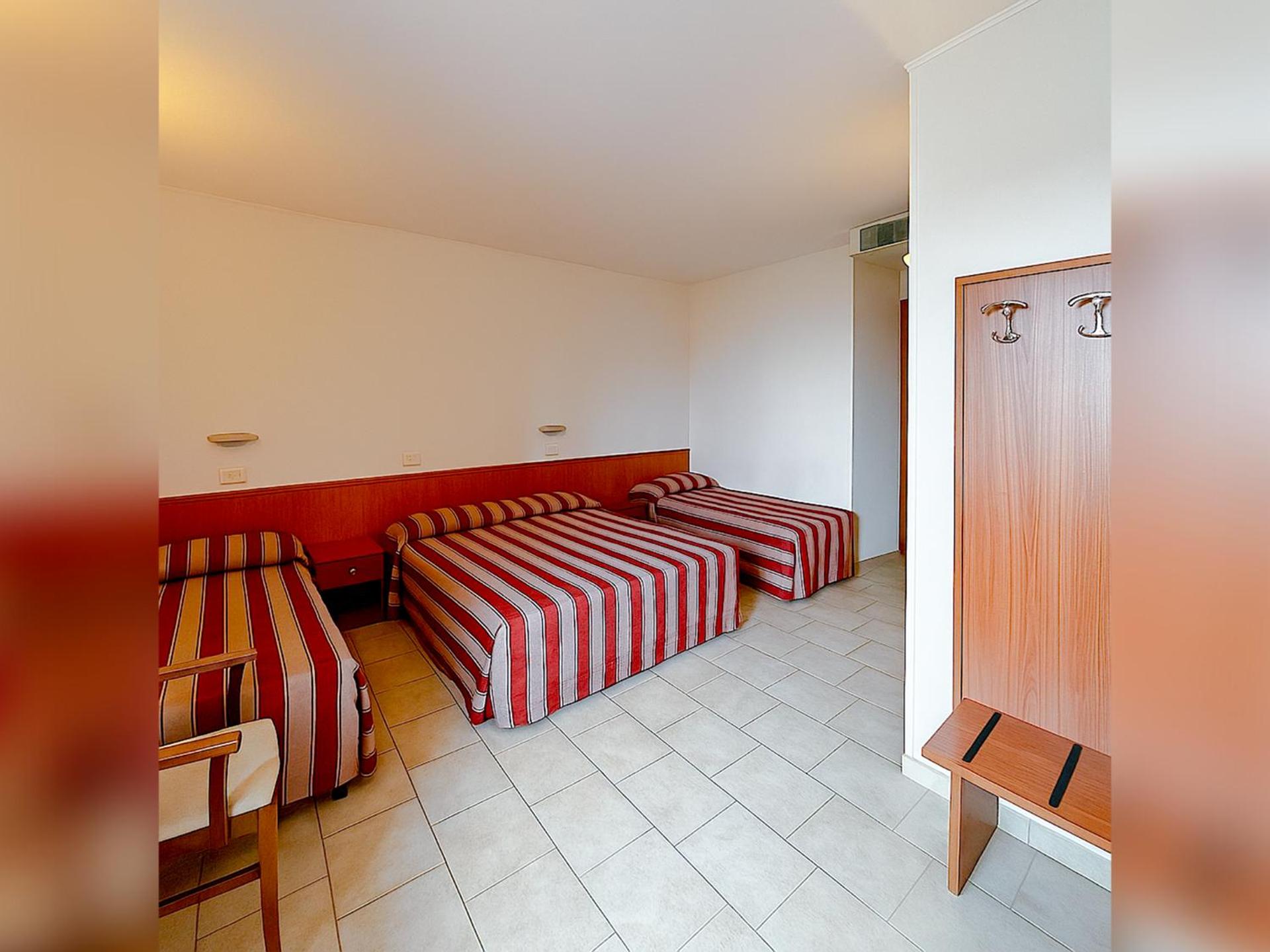 La Solaria Hotel - Photo 50