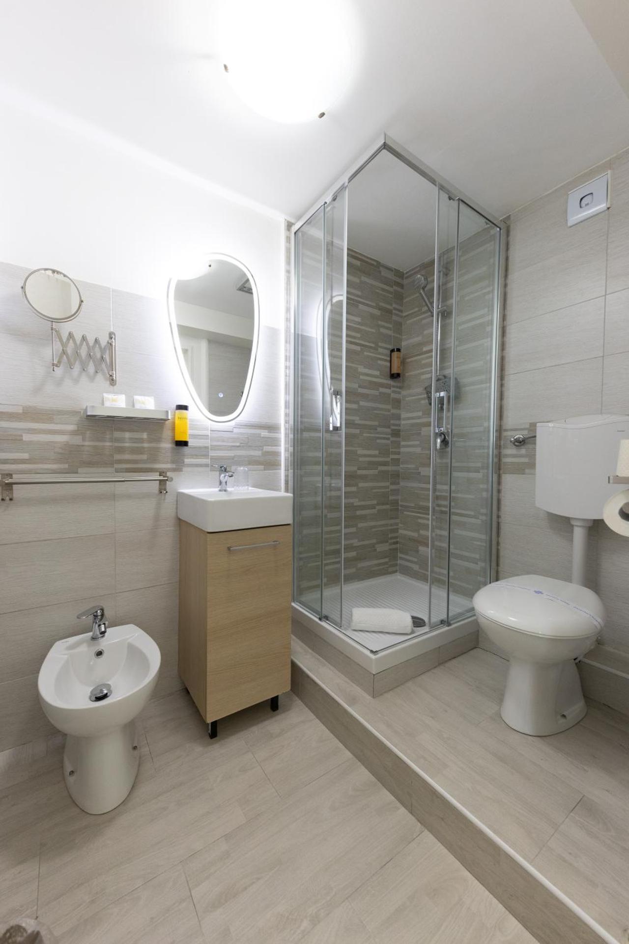 Casanova Rooms and Apartment to Rent - Photo 7