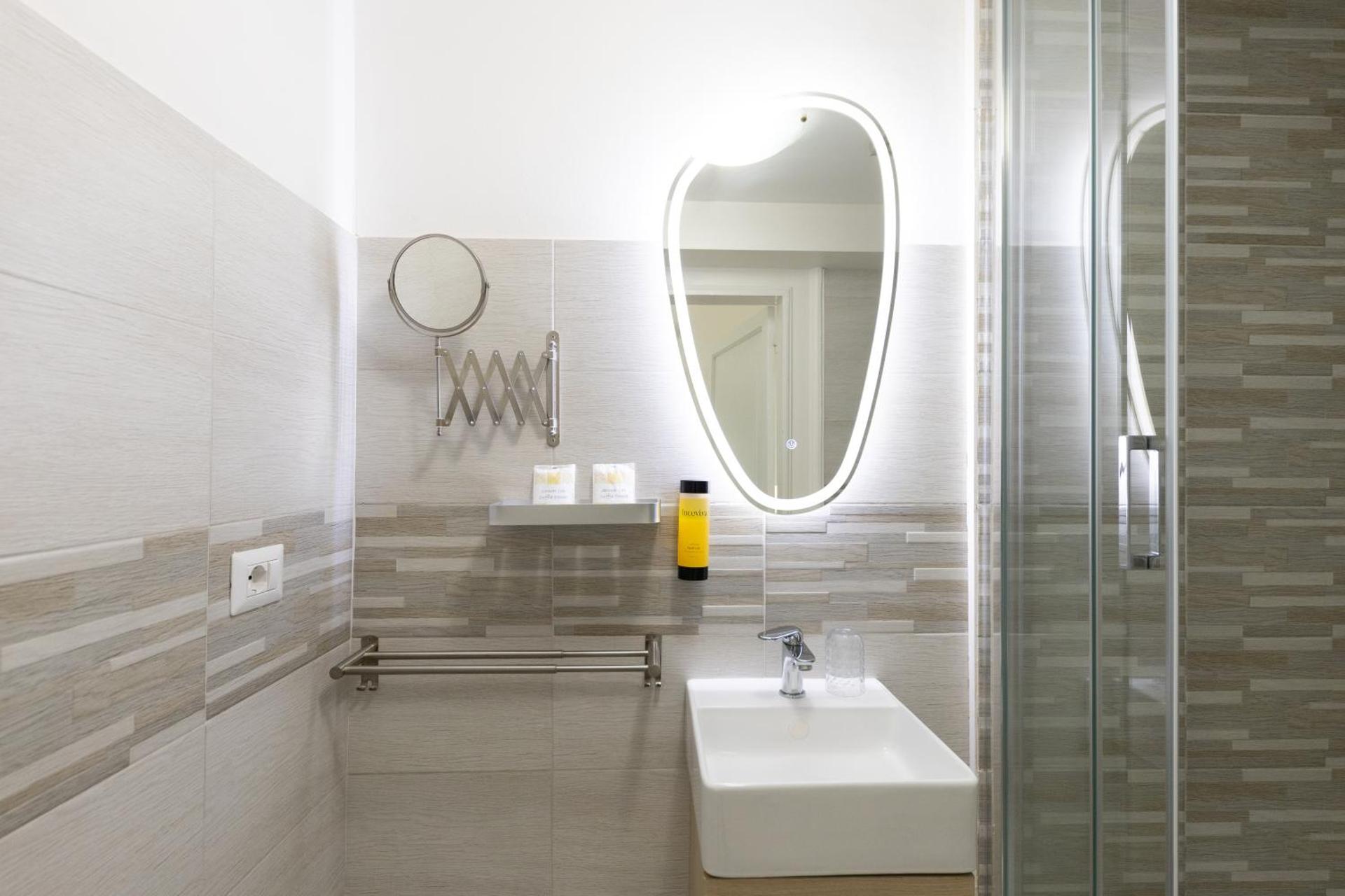 Casanova Rooms and Apartment to Rent - Photo 5