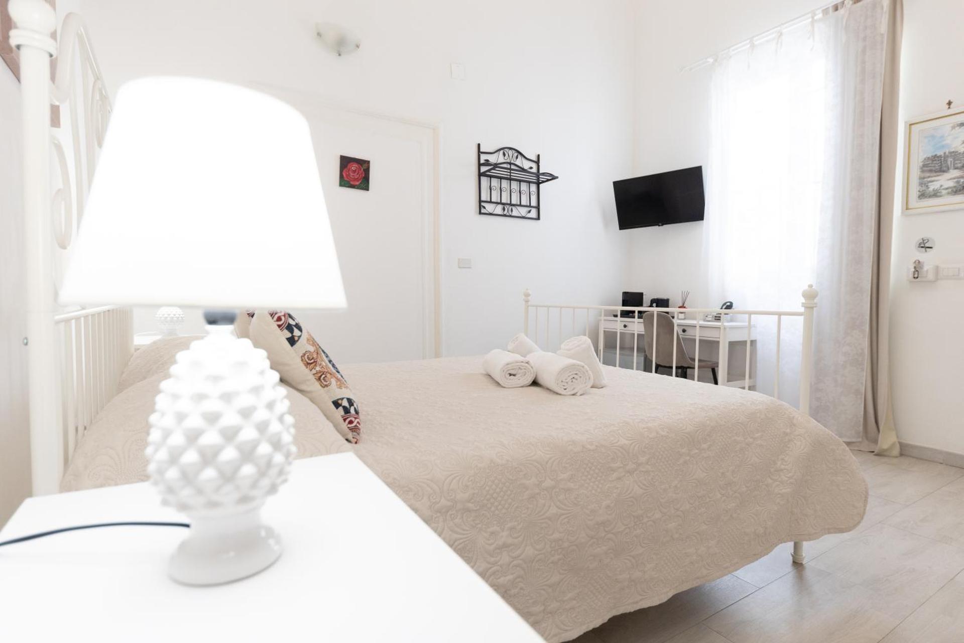 Casanova Rooms and Apartment to Rent - Photo 10