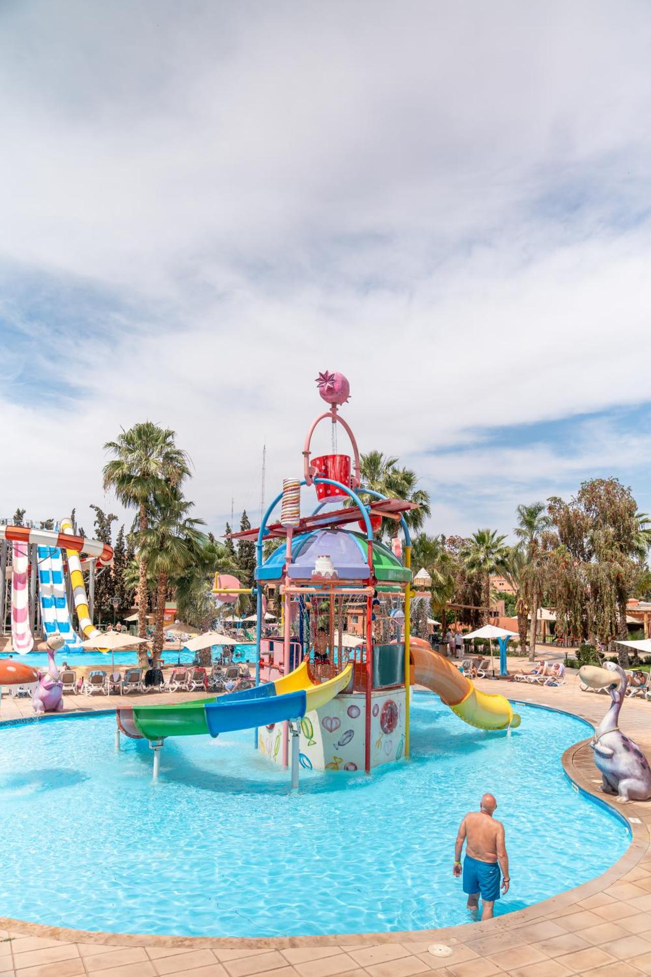 Rose Aqua Park Hotel - Photo 115