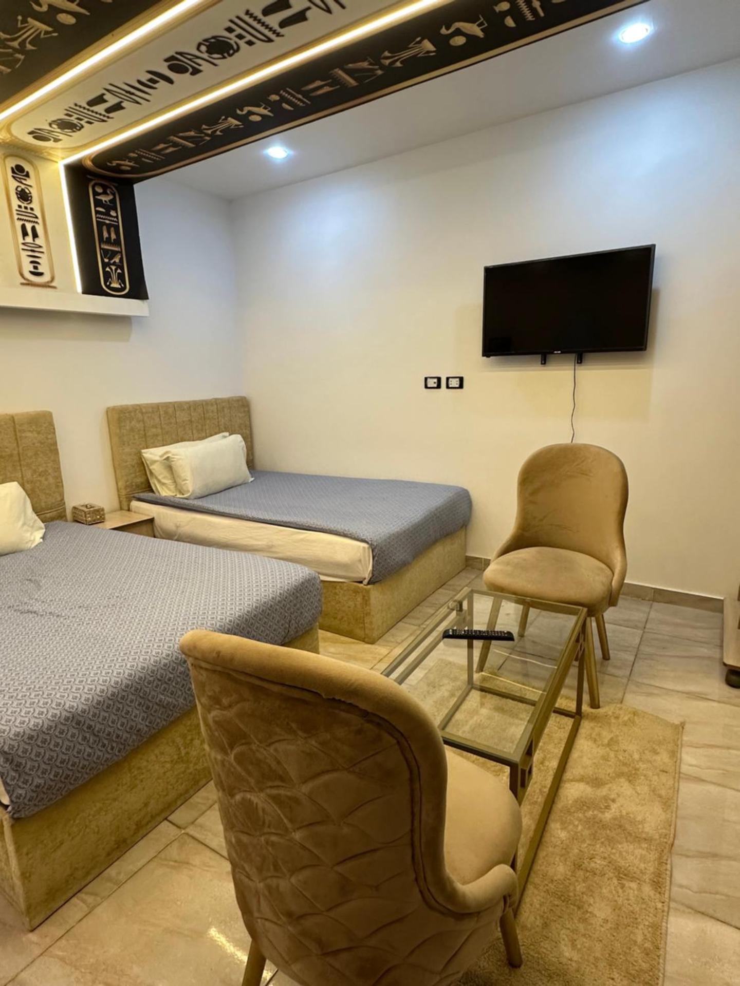 Linda Pyramids view - Photo 121