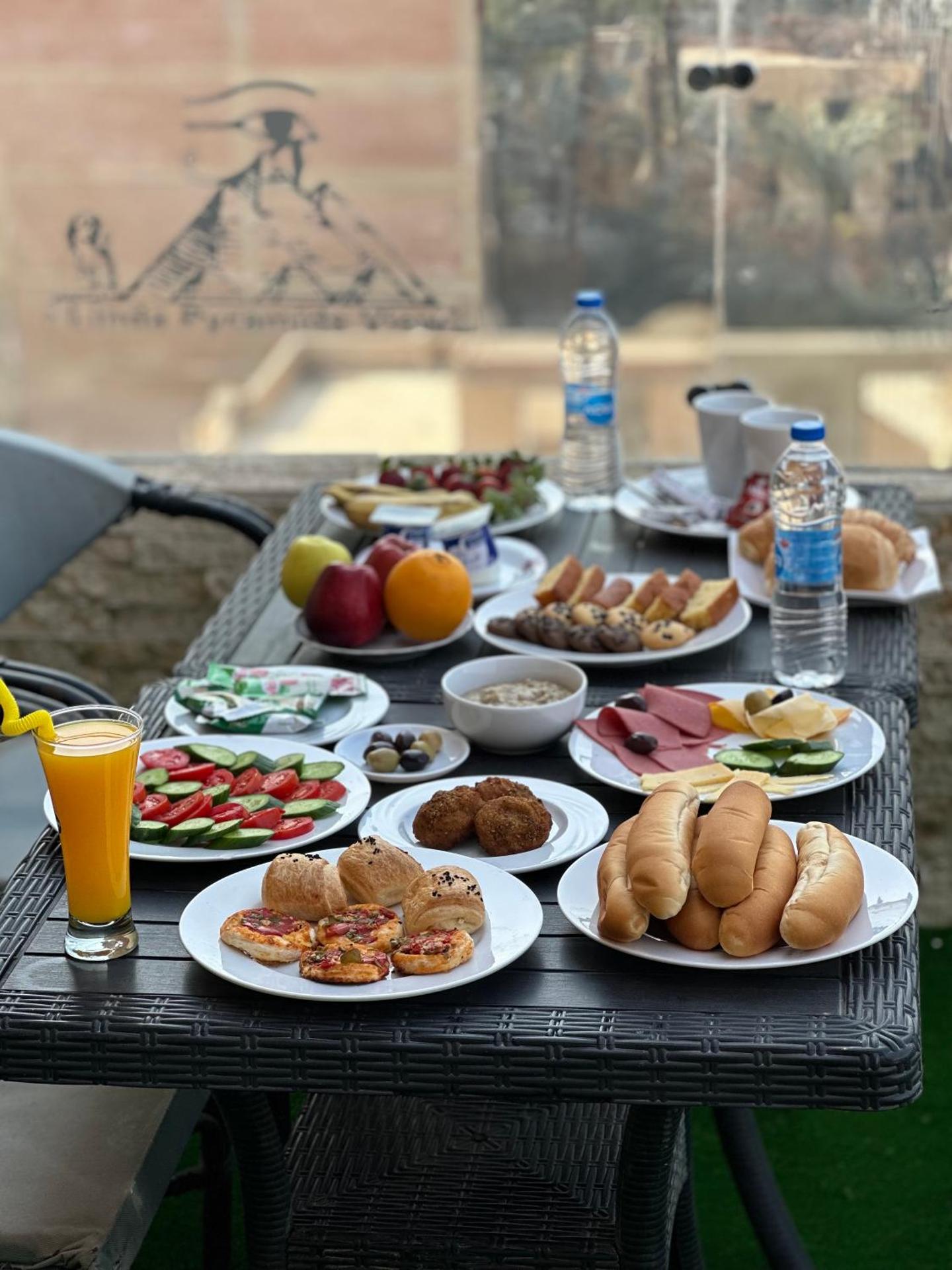 Linda Pyramids view - Photo 2