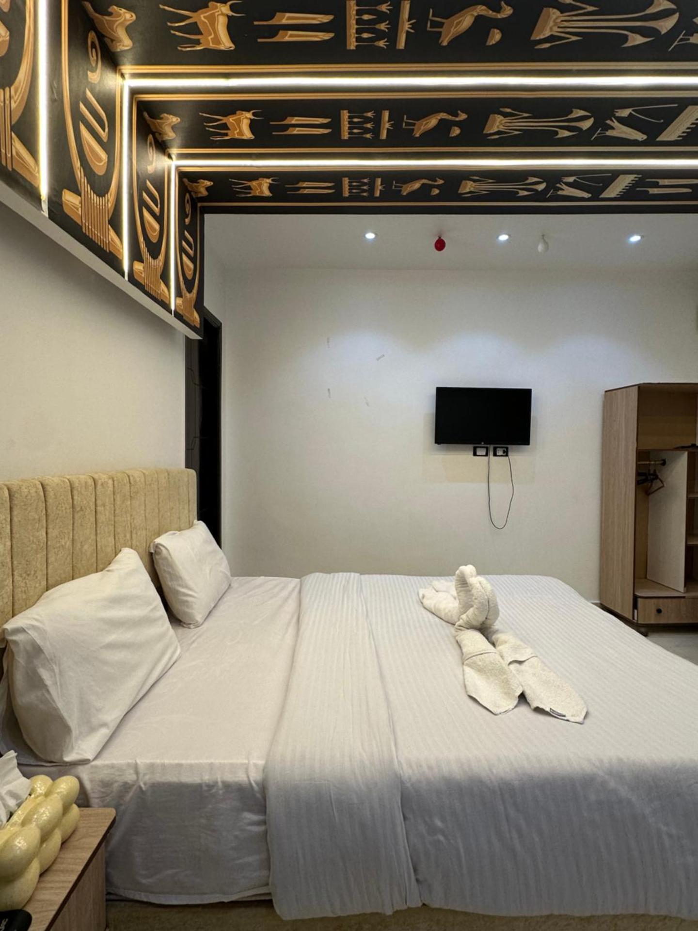 Linda Pyramids view - Photo 75