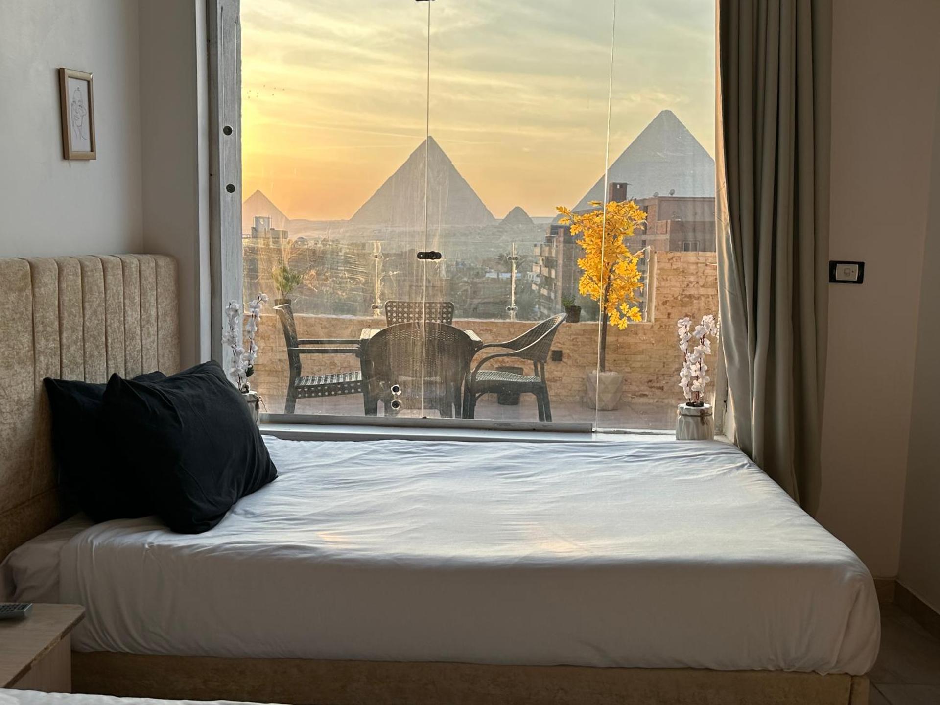 Linda Pyramids view - Photo 9