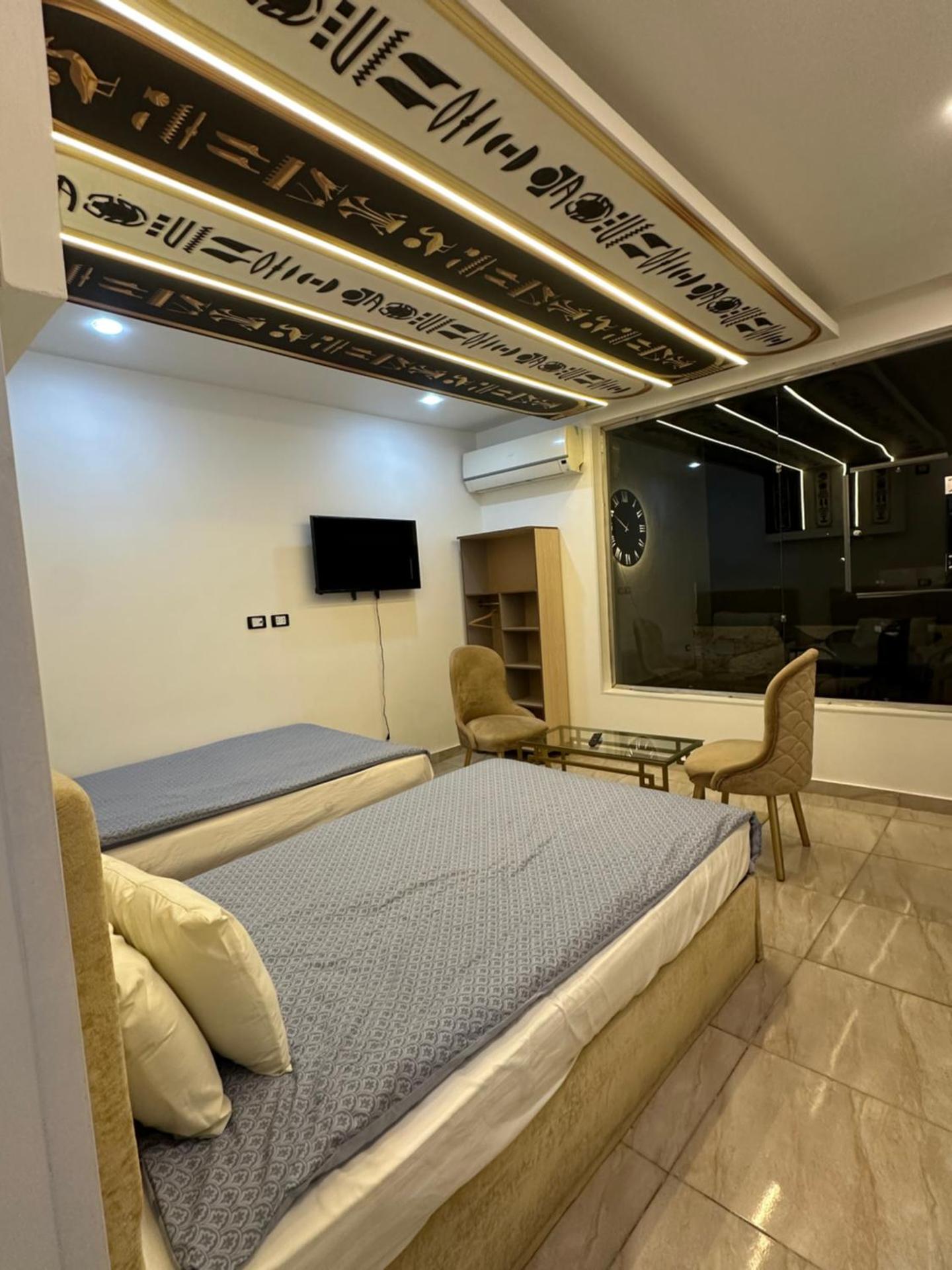 Linda Pyramids view - Photo 33