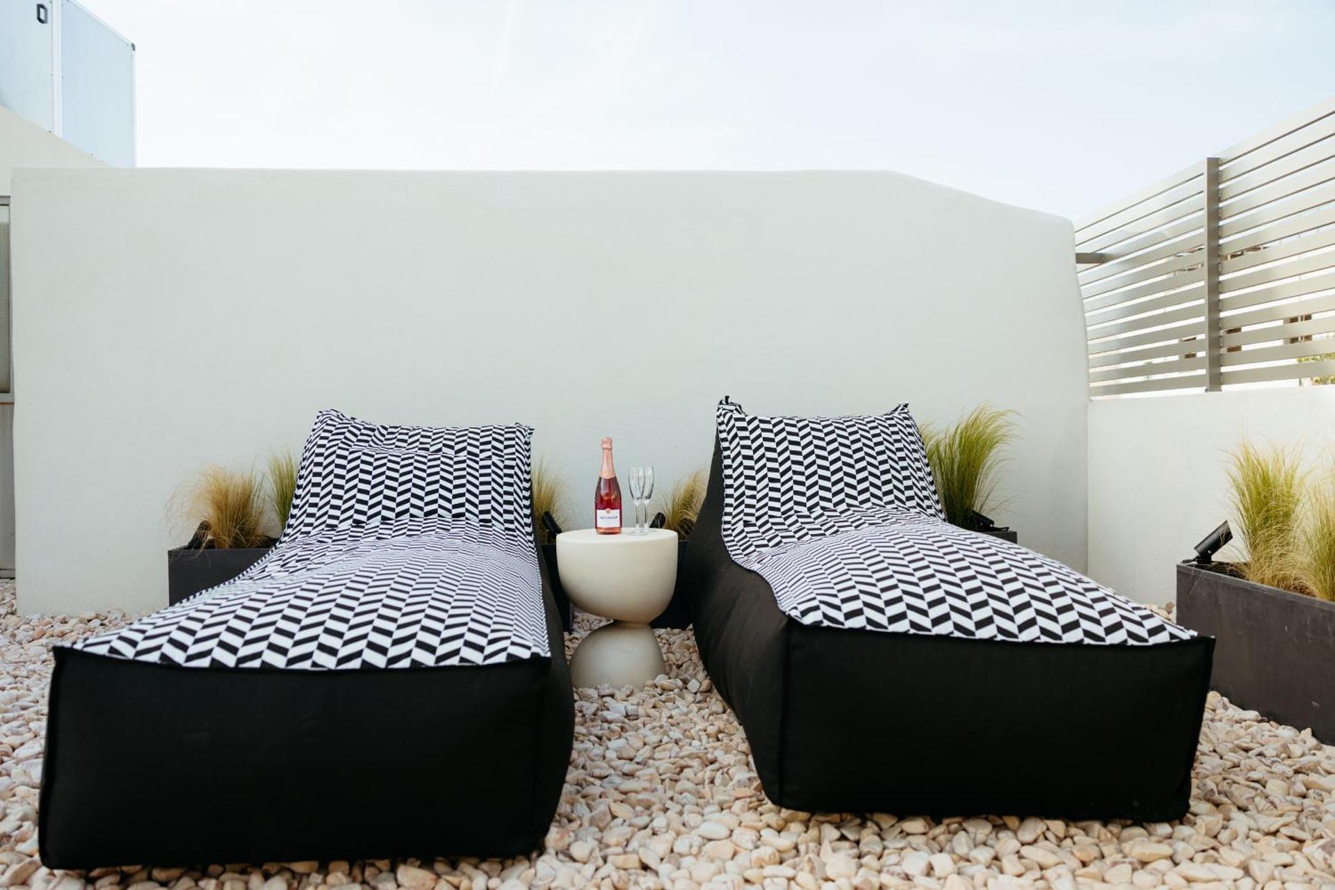 Num Suites & Lofts Athens - Photo 82