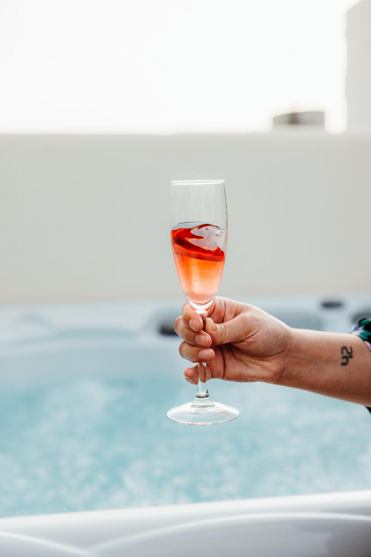 Num Suites & Lofts Athens - Photo 72