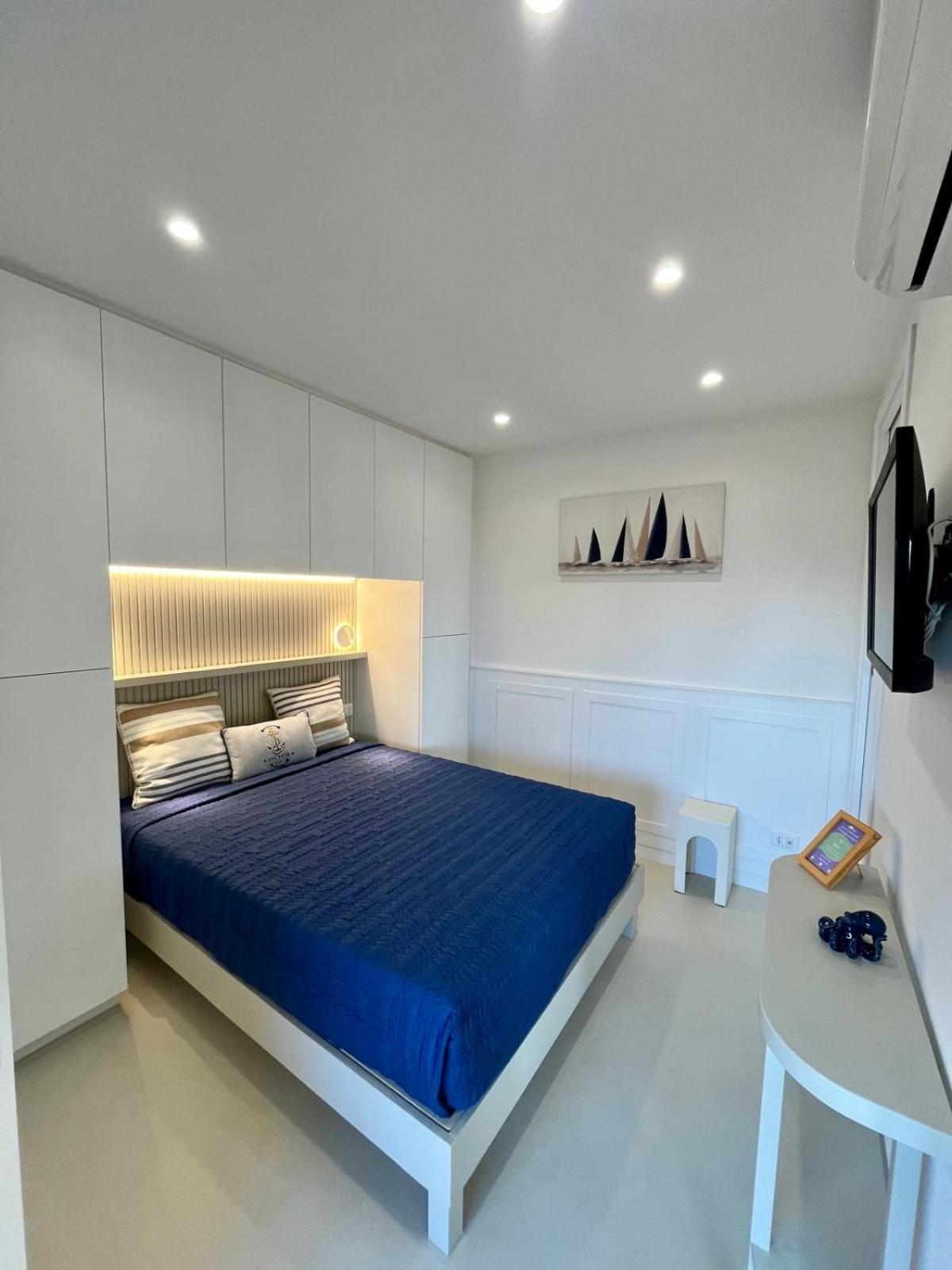 I Lecci Guesthouse - Photo 161