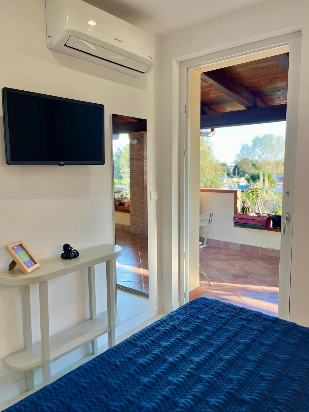 I Lecci Guesthouse - Photo 164