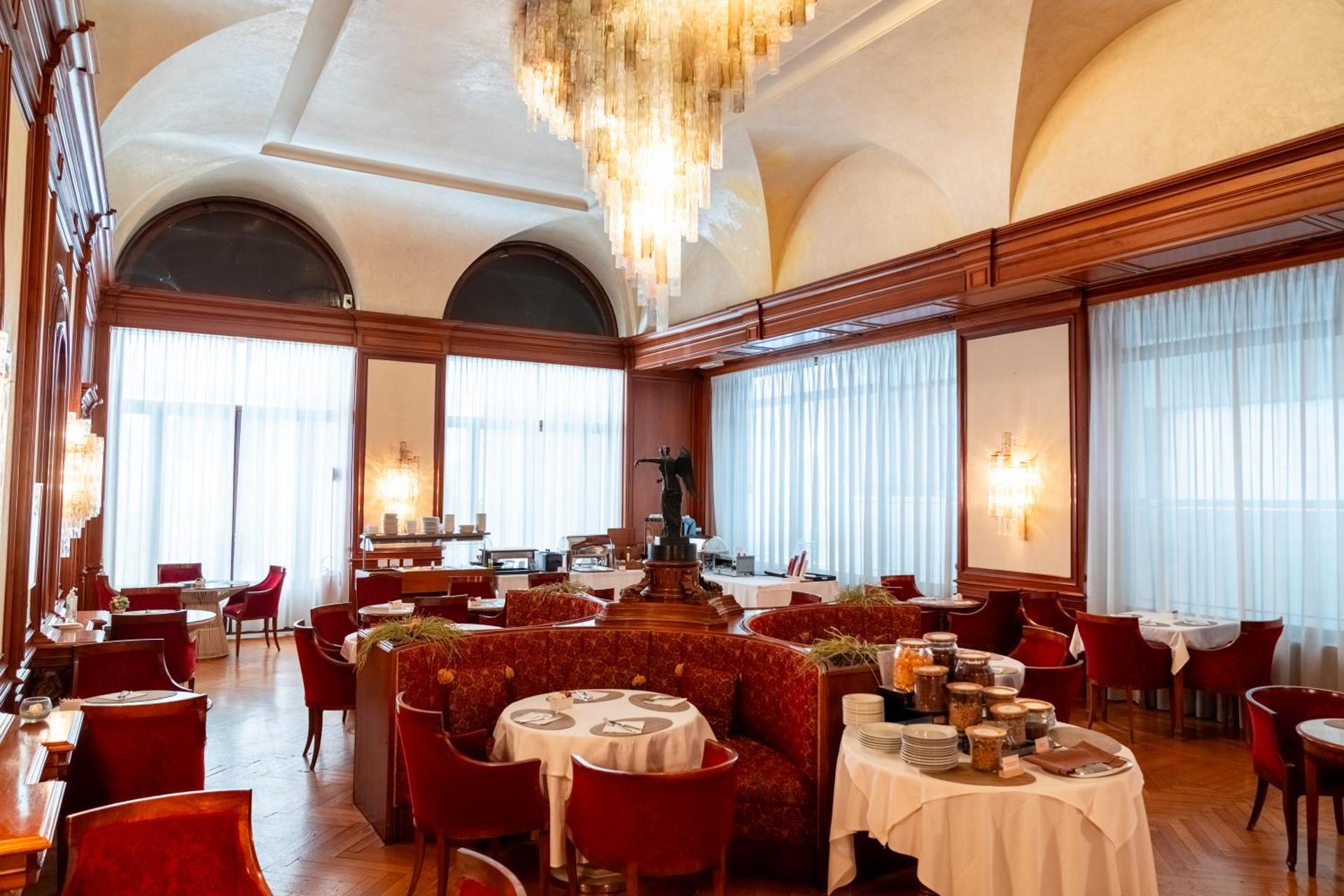 Hotel Vittoria - Photo 221