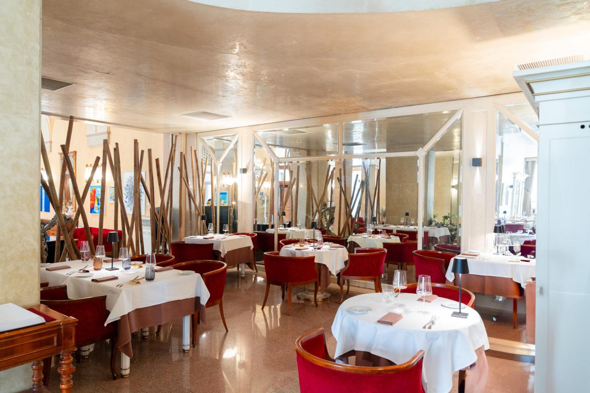 Hotel Vittoria - Photo 235