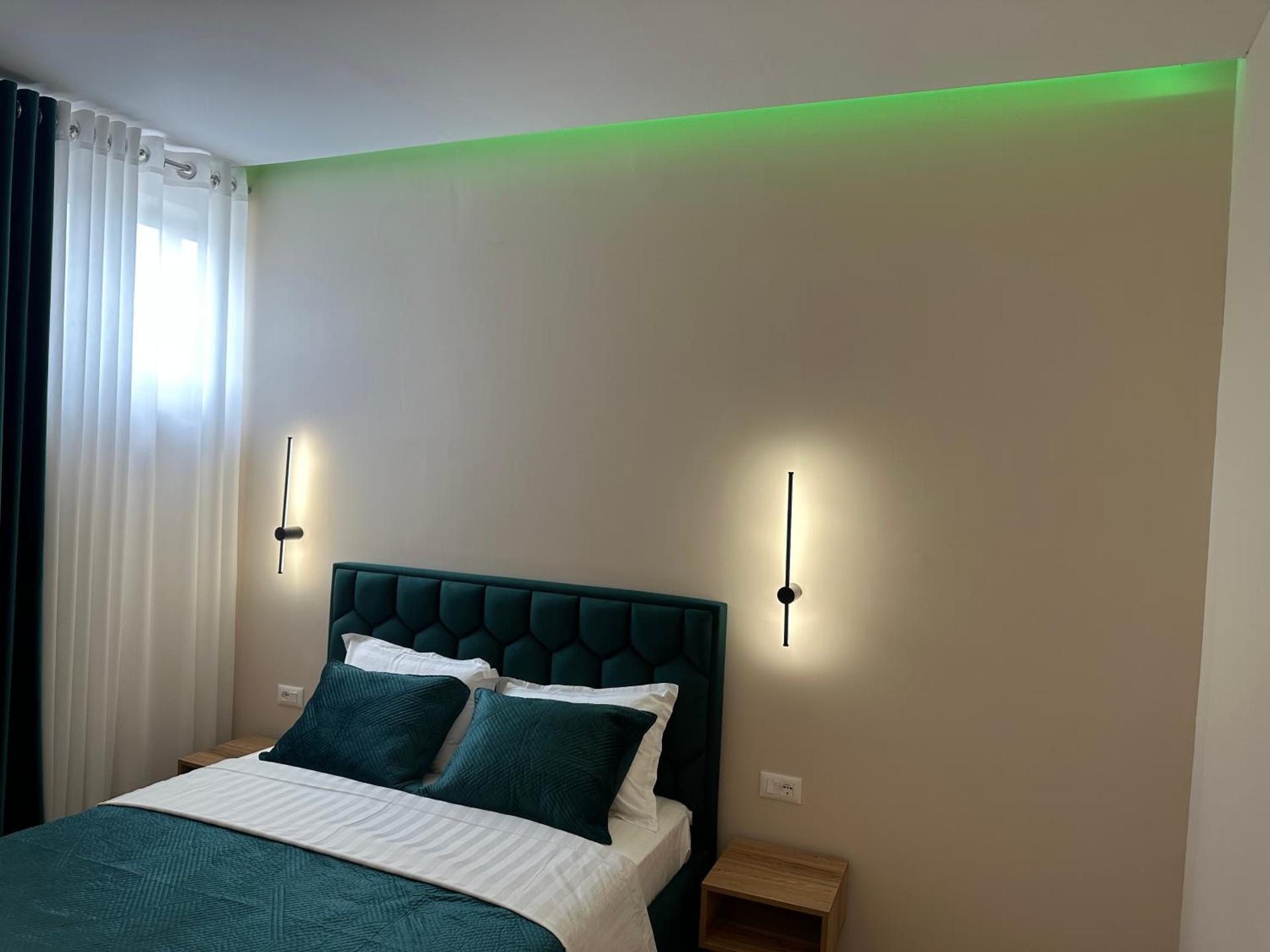 Luxury Hotel By Gjyshi - Photo 4